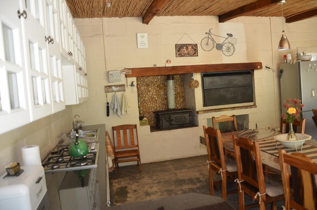 Bibi'S Joy Guest House Swellendam Exterior foto